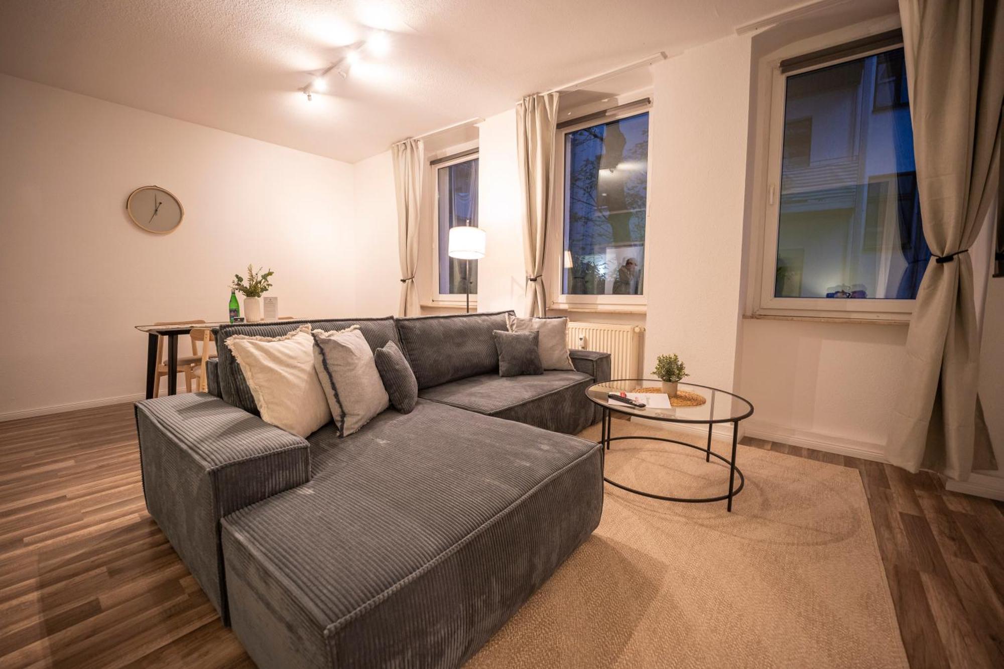 Rr - Spacious Apartments - Central - Parking Magdeburg Exterior photo